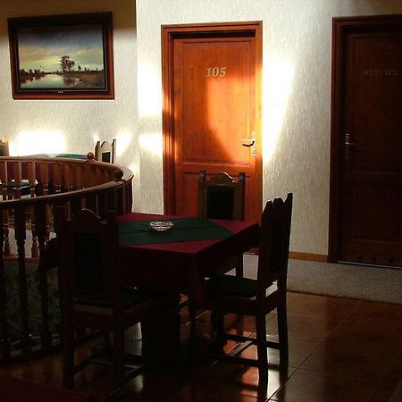 Erdogyongye Etterem Es Panzio Hotel Zalaegerszeg Buitenkant foto
